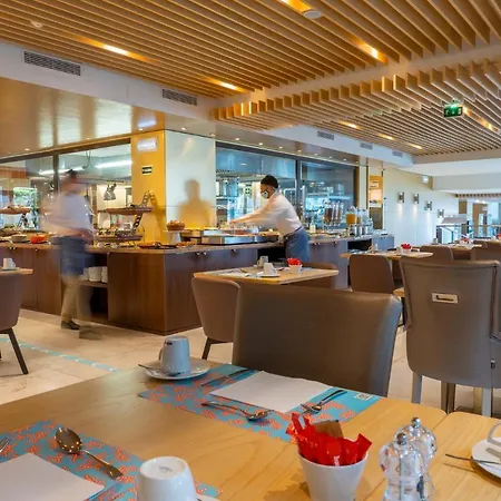 Hotel Smy 4*