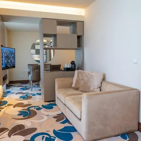 Hotel Smy