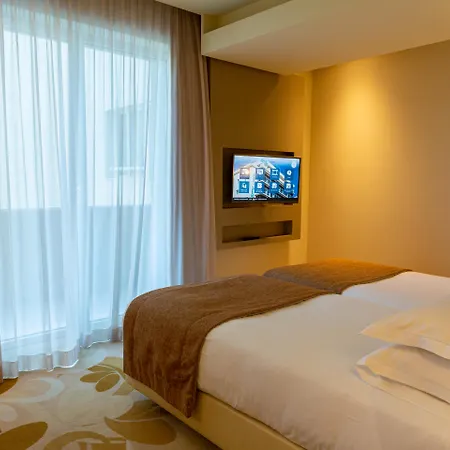 Smy 4* Lissabon