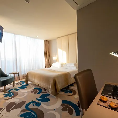 Hotel Smy