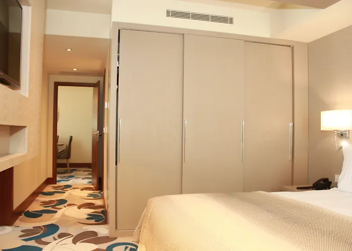 Smy Отель Лиссабон